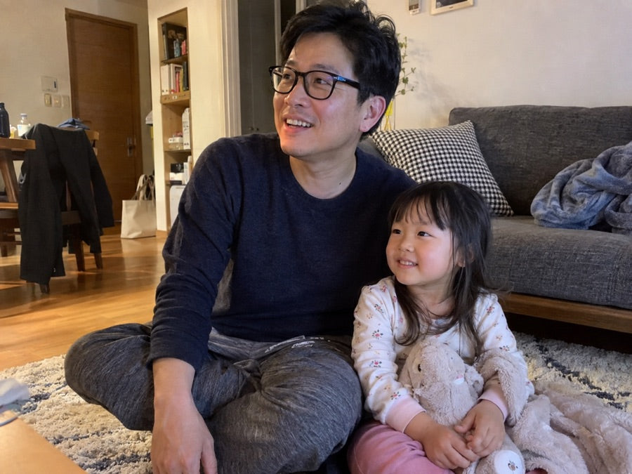 Illustrative AI-generated family photo 4